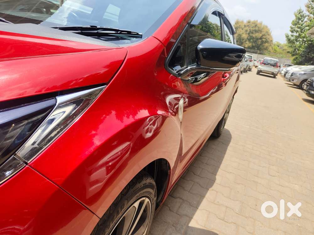 Tata Altroz Xz Plus (s), 2022, Petrol