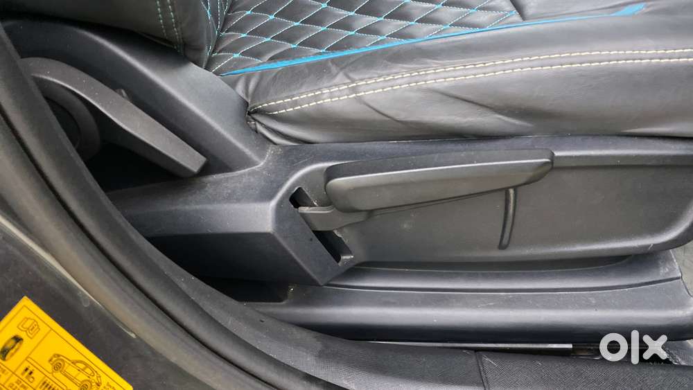 Tata Altroz Xz, 2020, Petrol