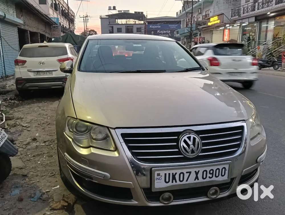 Volkswagen Passat 2009 Diesel 90000 Km Driven