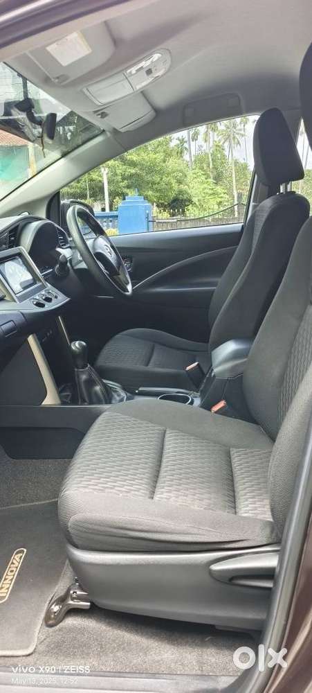 Toyota Innova Crysta 2.4 G Mt 8s, 2017, Diesel