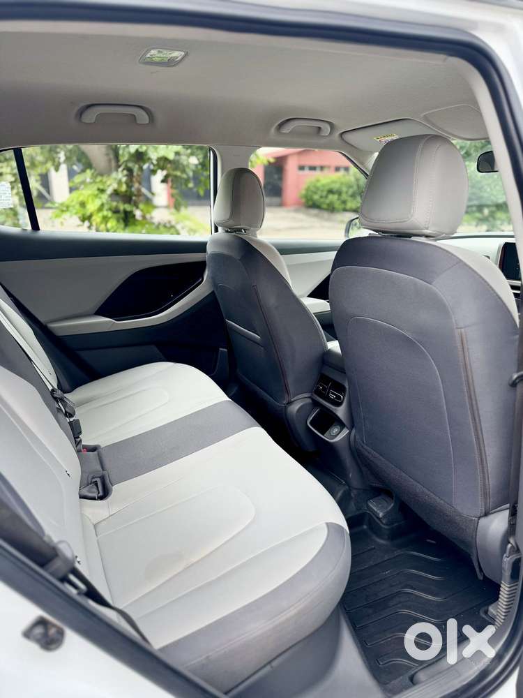 Hyundai Creta 1.5 E Petrol, 2025, Petrol