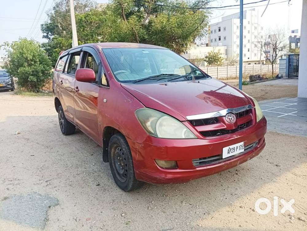 Toyota Innova 2.5 G (diesel) 8 Seater Bs Iv, 2006, Diesel