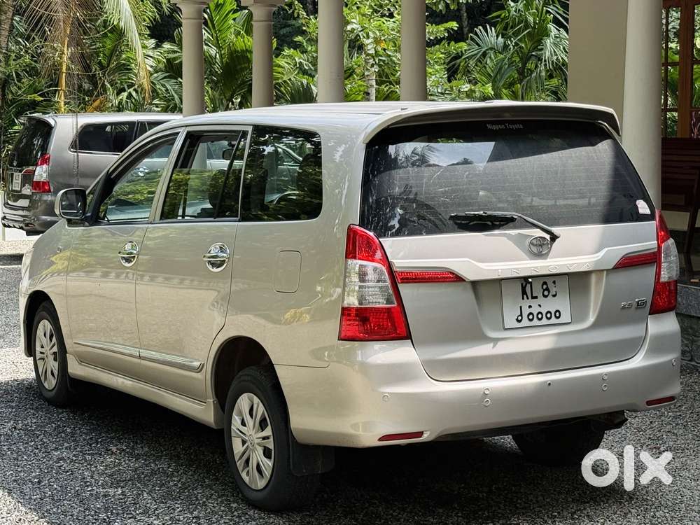 Toyota Innova 2.5 Gx 7 Str Bs-iii, 2016, Diesel