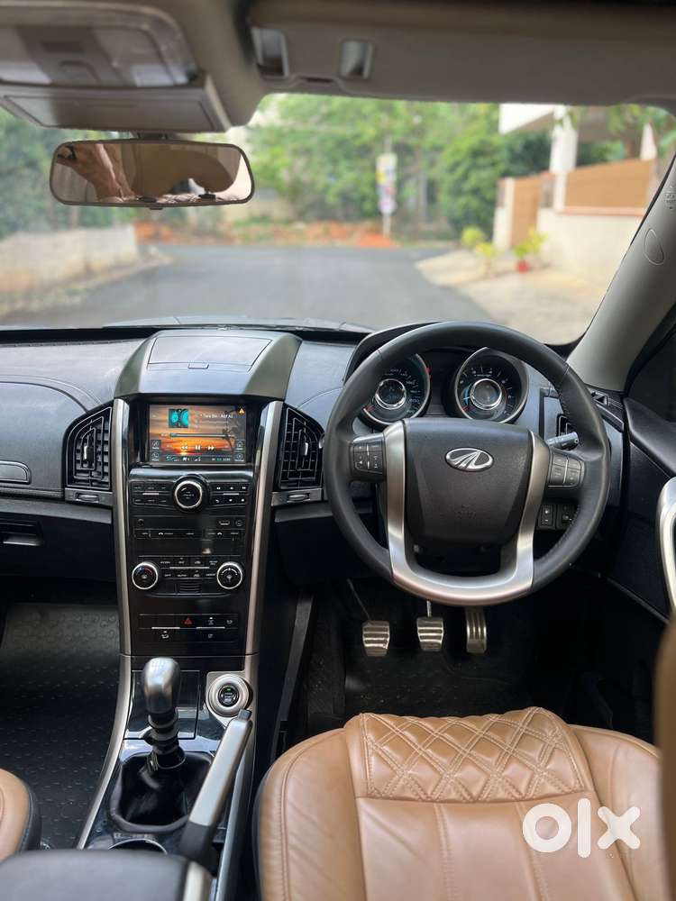 Mahindra Xuv500 W11 Option, 2019, Diesel