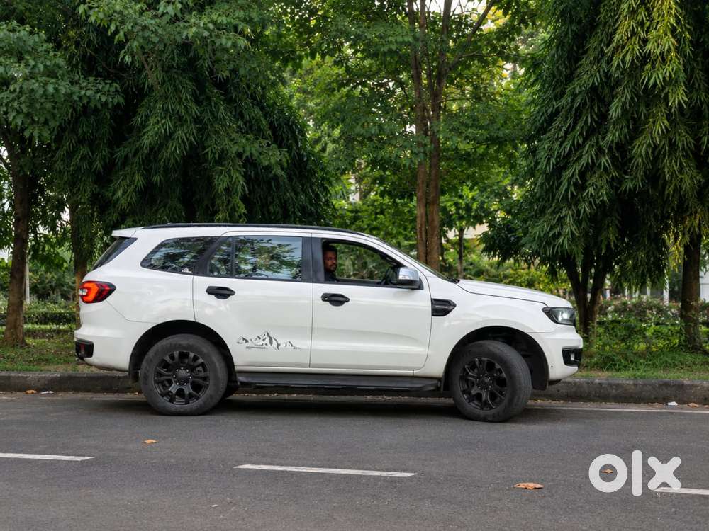 Ford Endeavour 2.2 Titanium At 4x2, 2021, Diesel