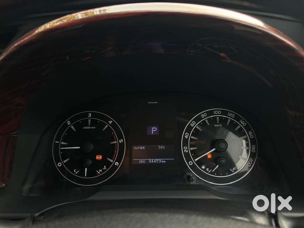 Toyota Innova Crysta 2.7 Gx At 8s, 2017, Diesel