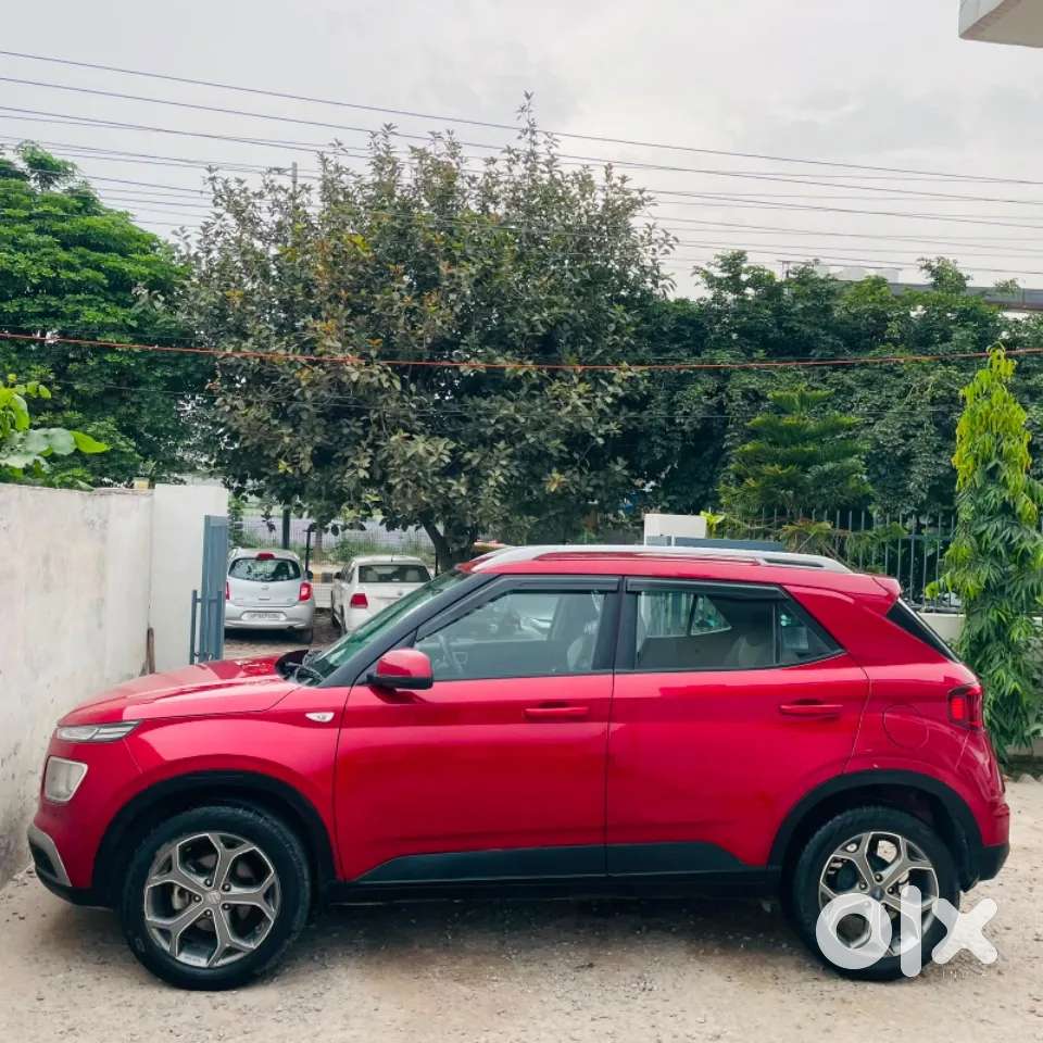 Hyundai Venue S Turbo Dct, 2019, Petrol
