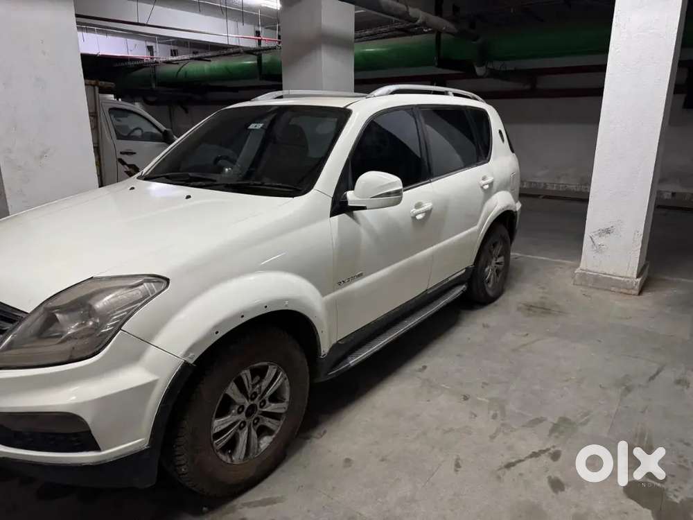 Mahindra Rexton 2013 Diesel 71202 Km Driven