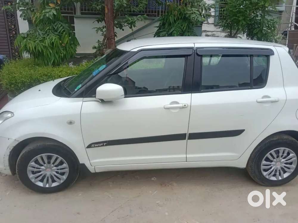 Maruti Suzuki Swift 2011 Petrol 69000 Km Driven