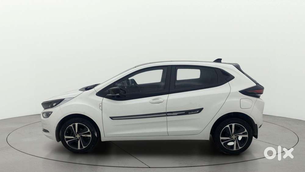 Tata Altroz Xz Plus (s), 2023, Petrol