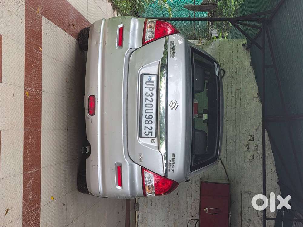 Maruti Suzuki Dzire-2010-first Owner-silky Silver