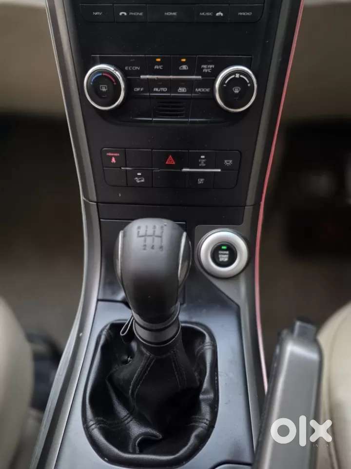 Mahindra Xuv500 At W10 Fwd, 2016, Diesel