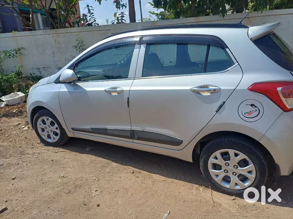 Hyundai I10 Sportz 2014 Model