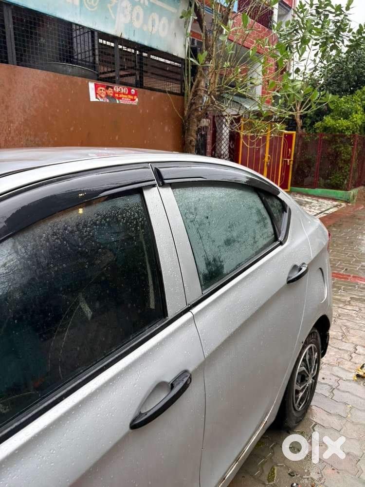 Tata Tigor Petrol Manual 2017