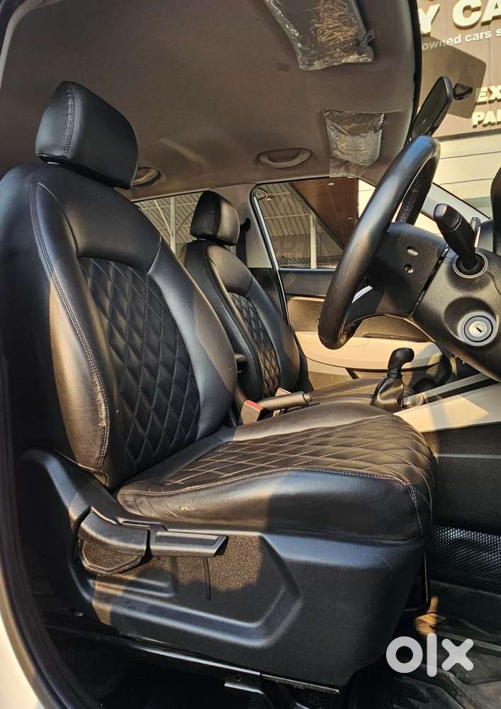 Hyundai Venue 1.2 S (o), 2022, Petrol