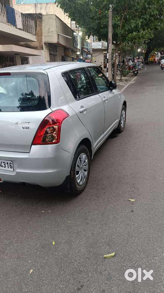 Maruti Suzuki Swift Vxi Optional, 2008, Petrol