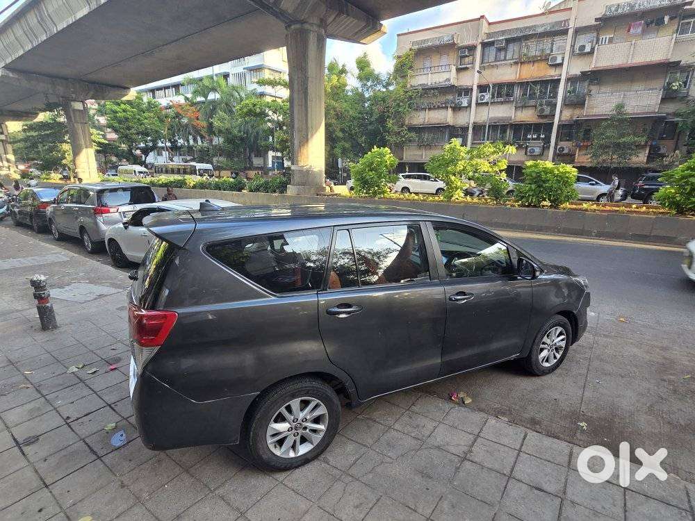 Toyota Innova Crysta 2.4 G Plus Mt 7 Str, 2018, Diesel