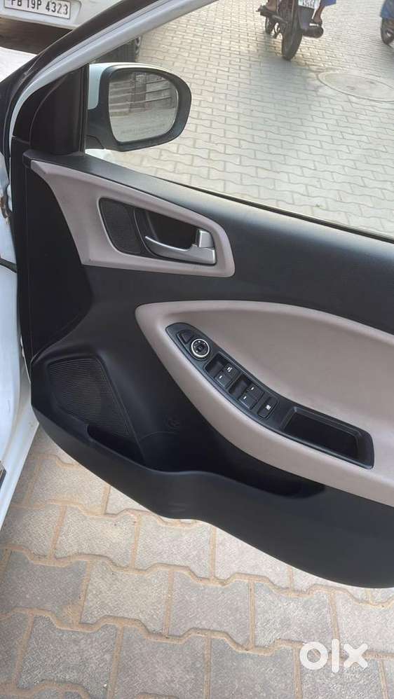 Hyundai I20 2014 Diesel 171000 Km Driven