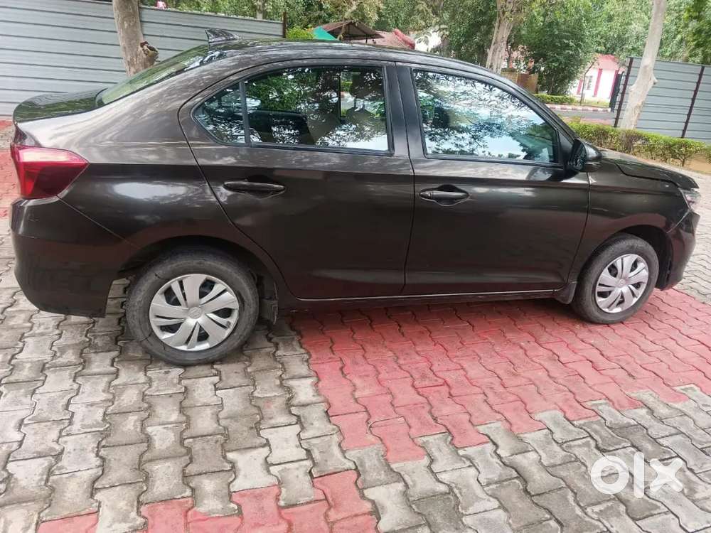 Honda Amaze 1.2 Petrol 2023 Army Officer Car