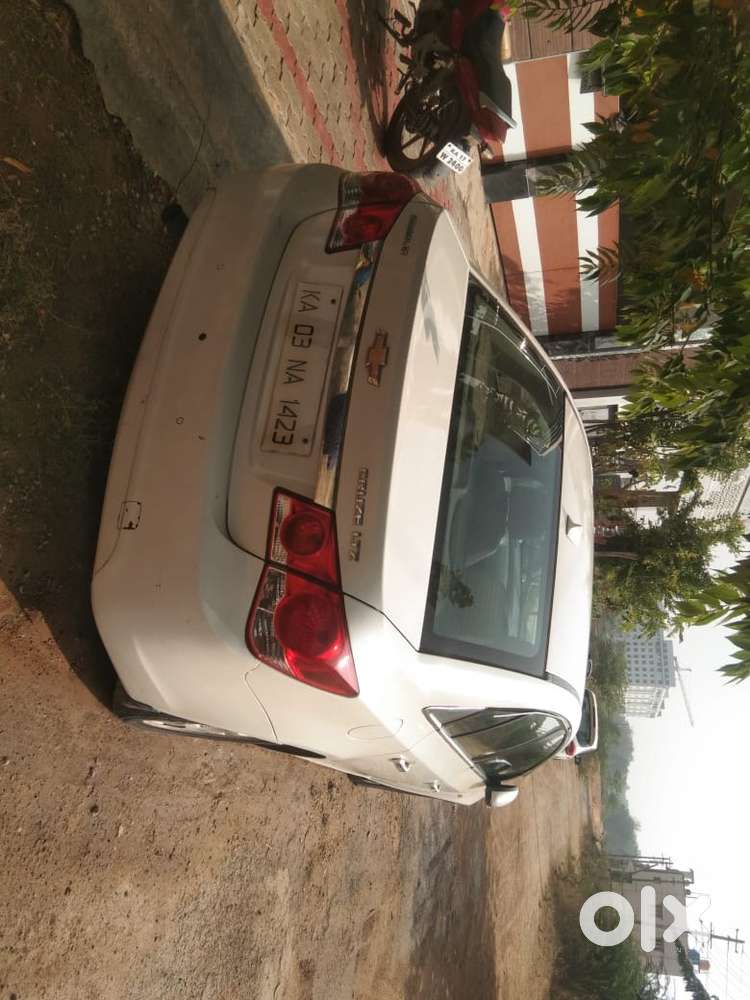 Chevrolet Cruze 2010 Diesel 60000 Km Driven