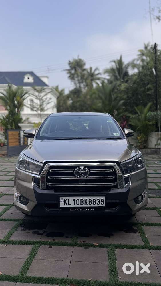 Toyota Innova Crysta 2.8 Gx At, 2016, Diesel
