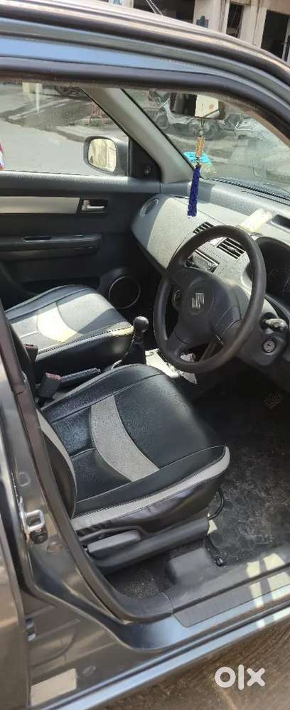 Maruti Suzuki Swift 2010