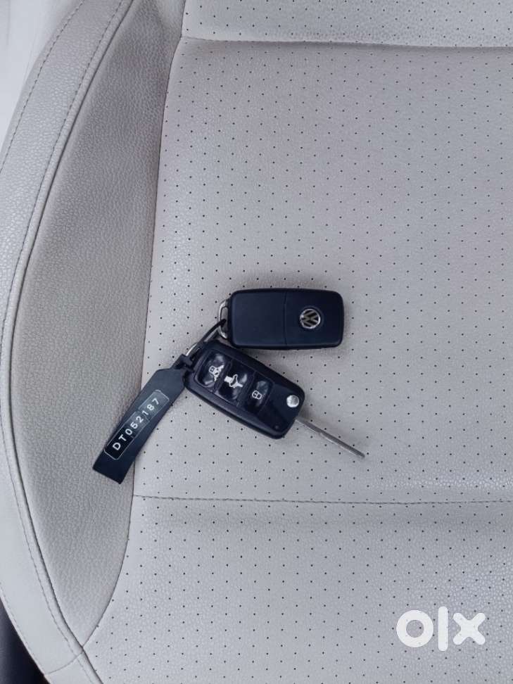 Volkswagen Vento 2010-2013 Petrol Highline, 2013, Petrol