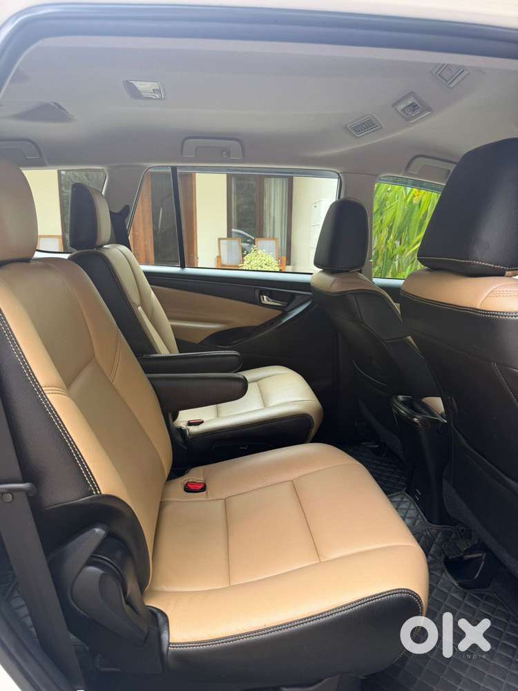Toyota Innova Crysta [2020-ongoing] 2.4 Gx 7 Str, 2021, Diesel