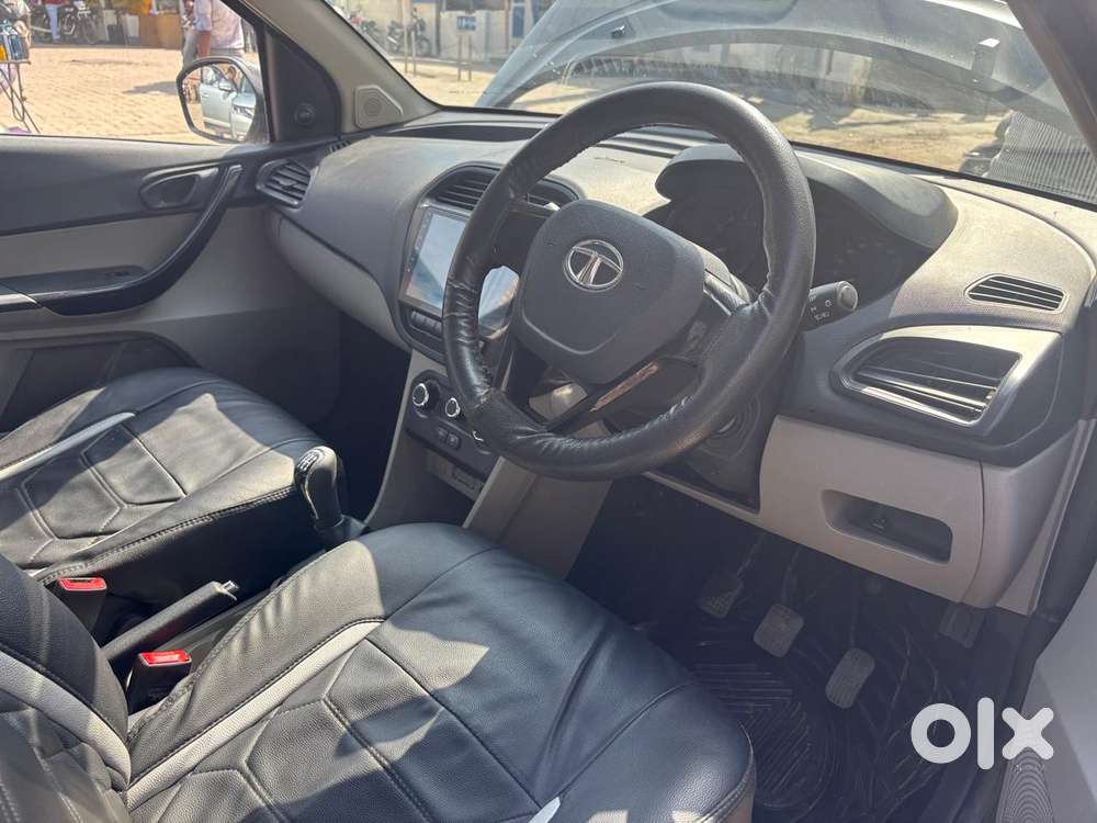 Tata Tiago 1.2 Revotron Xm, 2018, Petrol