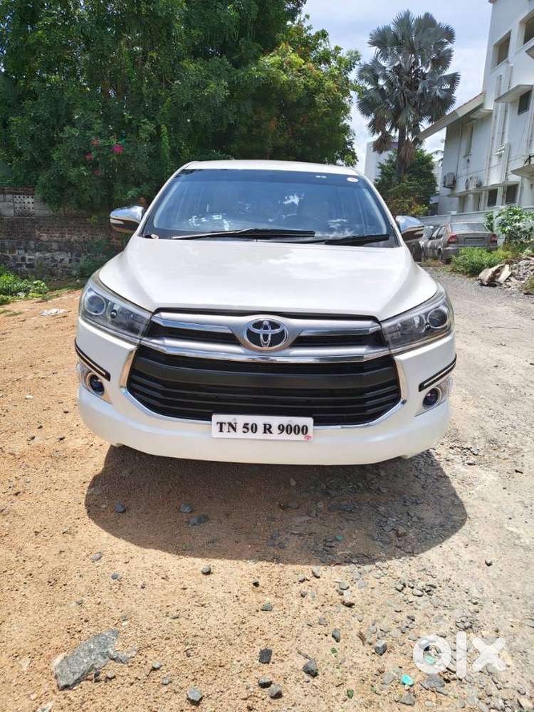 Toyota Innova Crysta 2.4 V, 2016, Diesel