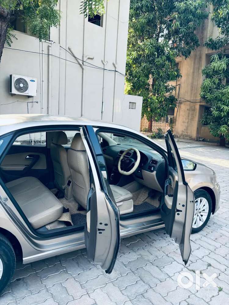 Automatic Showroom Condition Top Model