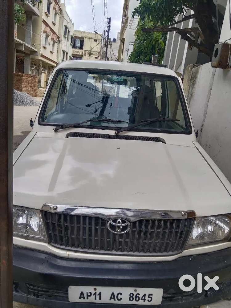 Toyota Qualis 2.4 D 2004