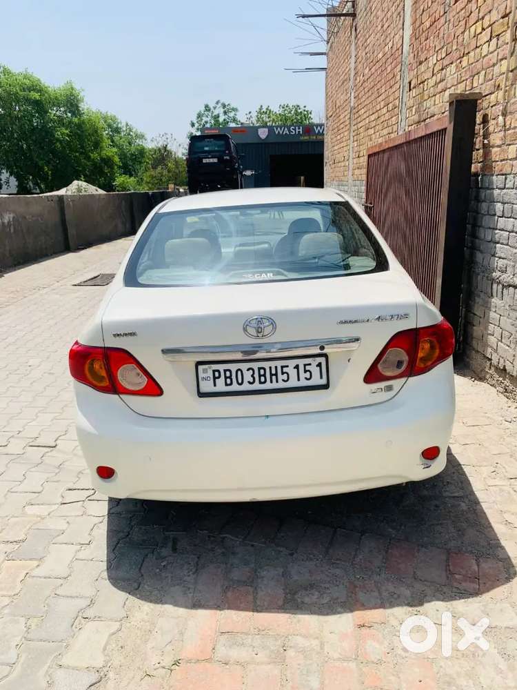 Toyota Corolla 2009 Petrol Well Maintained