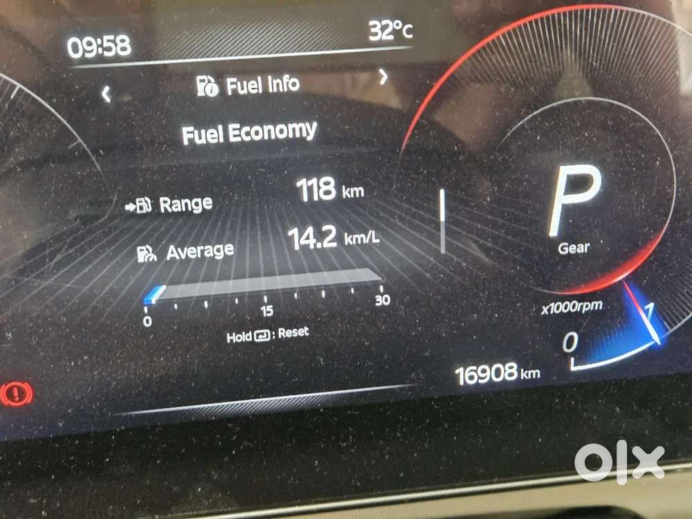 Mahindra Xuv700 2025 Diesel 16000 Km Driven