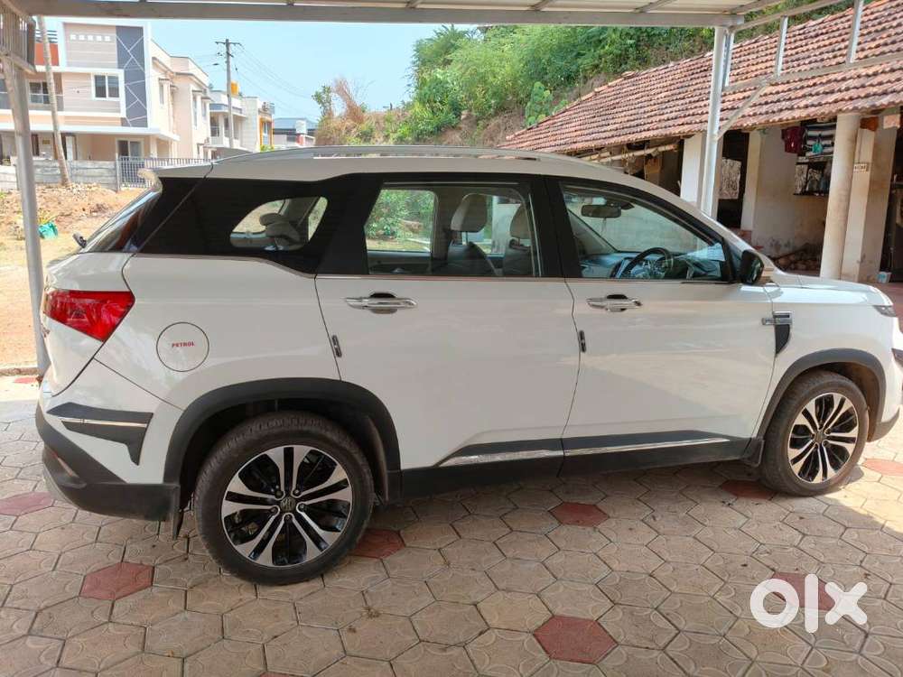 Mg Hector 2022 Petrol 23000 Km Driven