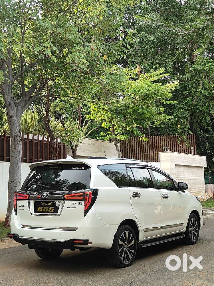 Toyota Innova Crysta 2.4 V, 2022, Diesel