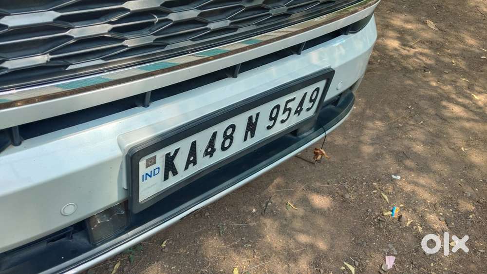 Toyota Innova Hycross 2.0 Vx Hybrid 8 Str, 2023, Petrol