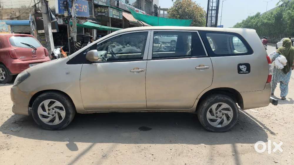 Toyota Innova 2006 Diesel 220000 Km Driven