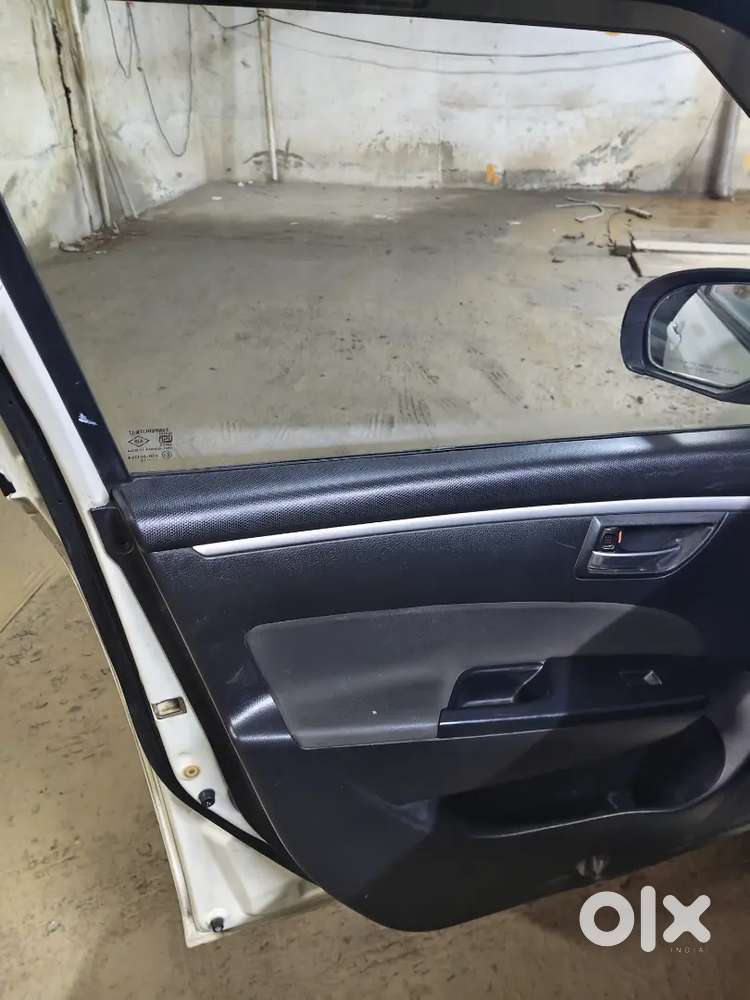 Maruti Suzuki Swift Vxi 2012