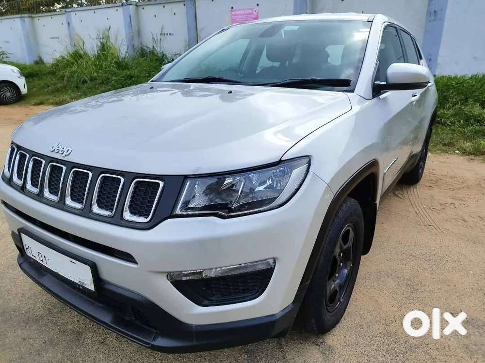 Jeep Compass 2018 Petrol 25000 Km, Well Maintained