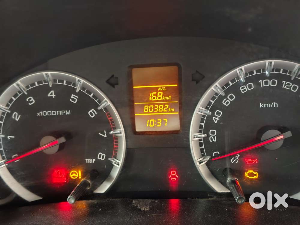 Maruti Suzuki Swift Vxi + Manual, 2016, Petrol