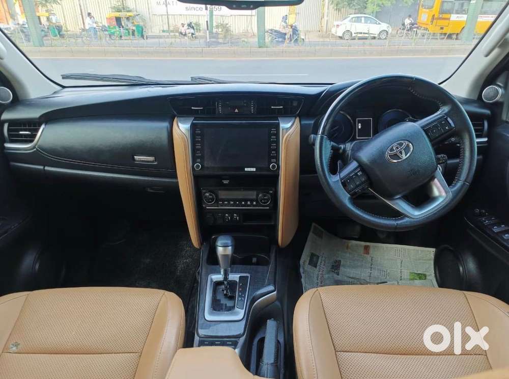 Toyota Fortuner [2021-ongoing] 2.8 2wd Diesel At, 2023, Diesel