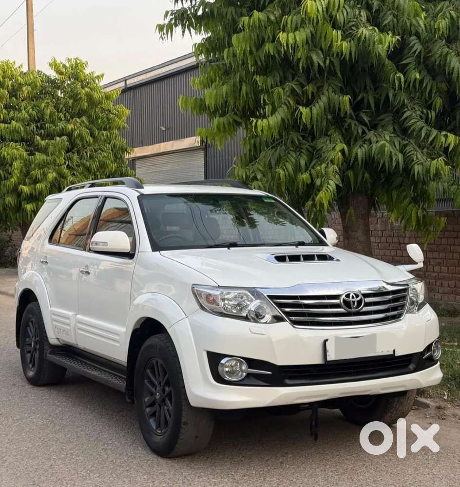 Toyota Fortuner 3.0 4x2 Mt, 2015, Diesel