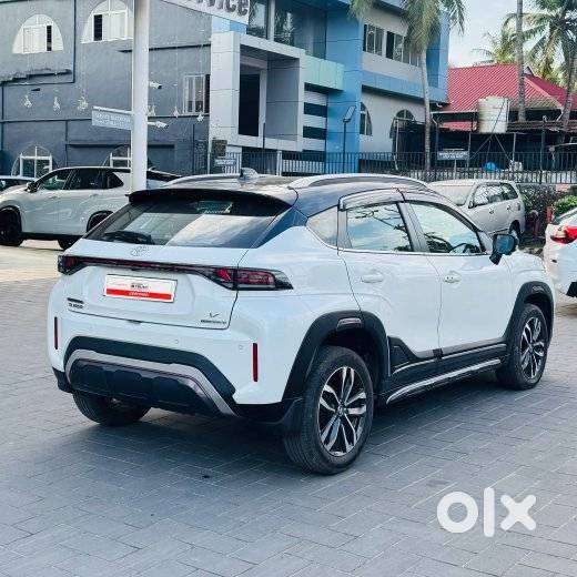 Toyota Urban Cruiser Taisor V 1.0 Petrol At Dual Tone, 2024, Petrol