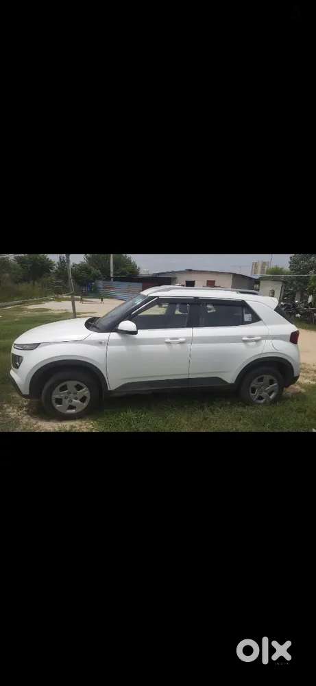 Hyundai Venue 2021 Petrol Manual