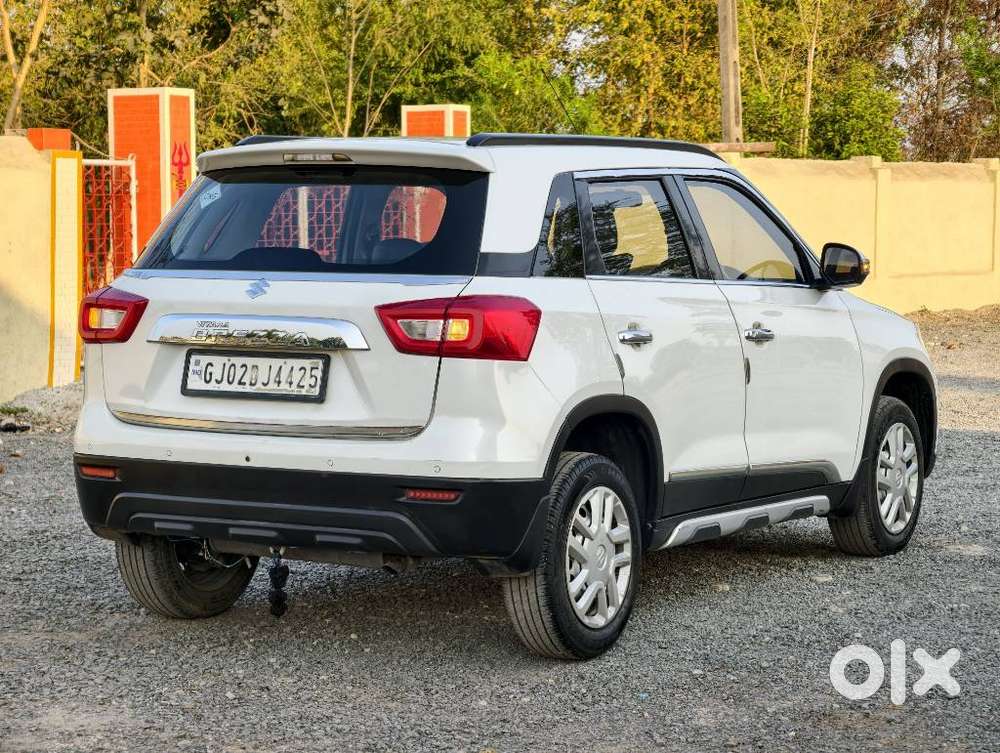 Maruti Suzuki Brezza 1.5 Lxi Cng, 2021, Cng & Hybrids
