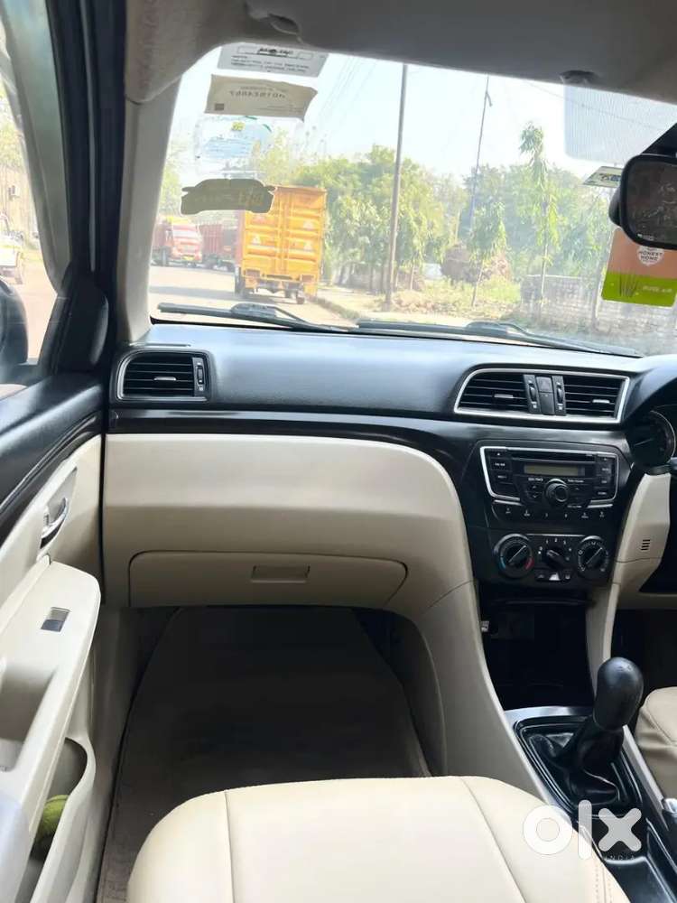 Maruti Suzuki Ciaz Vxi 2015