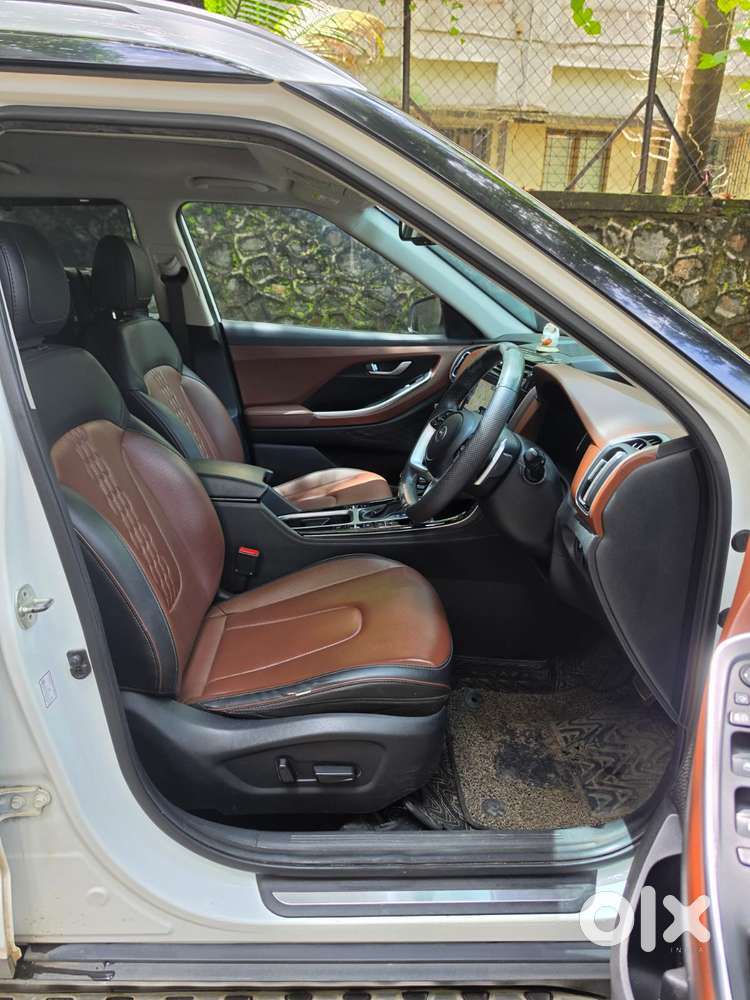 Hyundai Alcazar 1.5 Tdct Signature (o) 7s Petrol, 2023, Petrol
