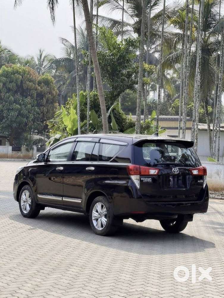 Toyota Innova Crysta 2.8 Z, 2016, Diesel