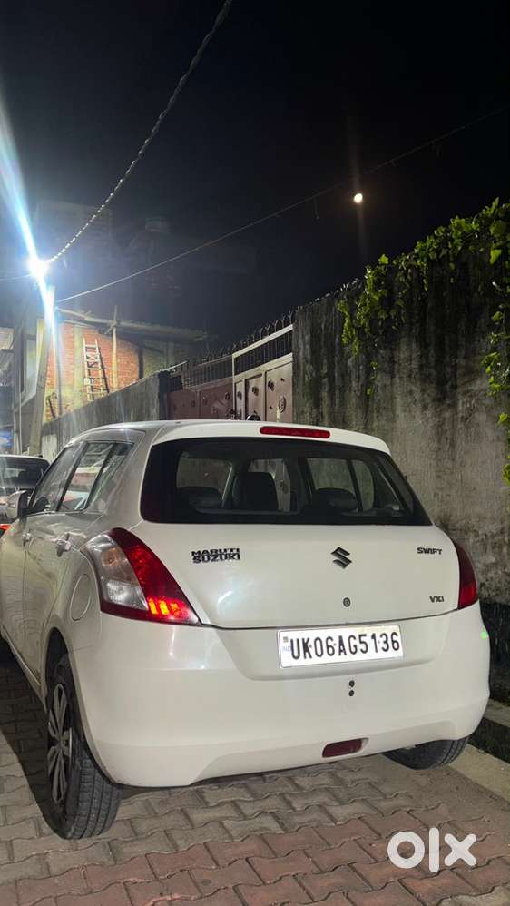 Maruti Suzuki Swift Petrol 2015